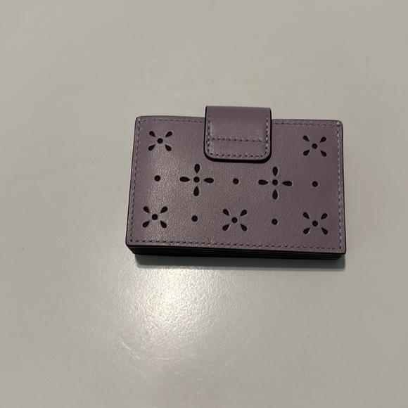 Coach - Picture 2 of 3